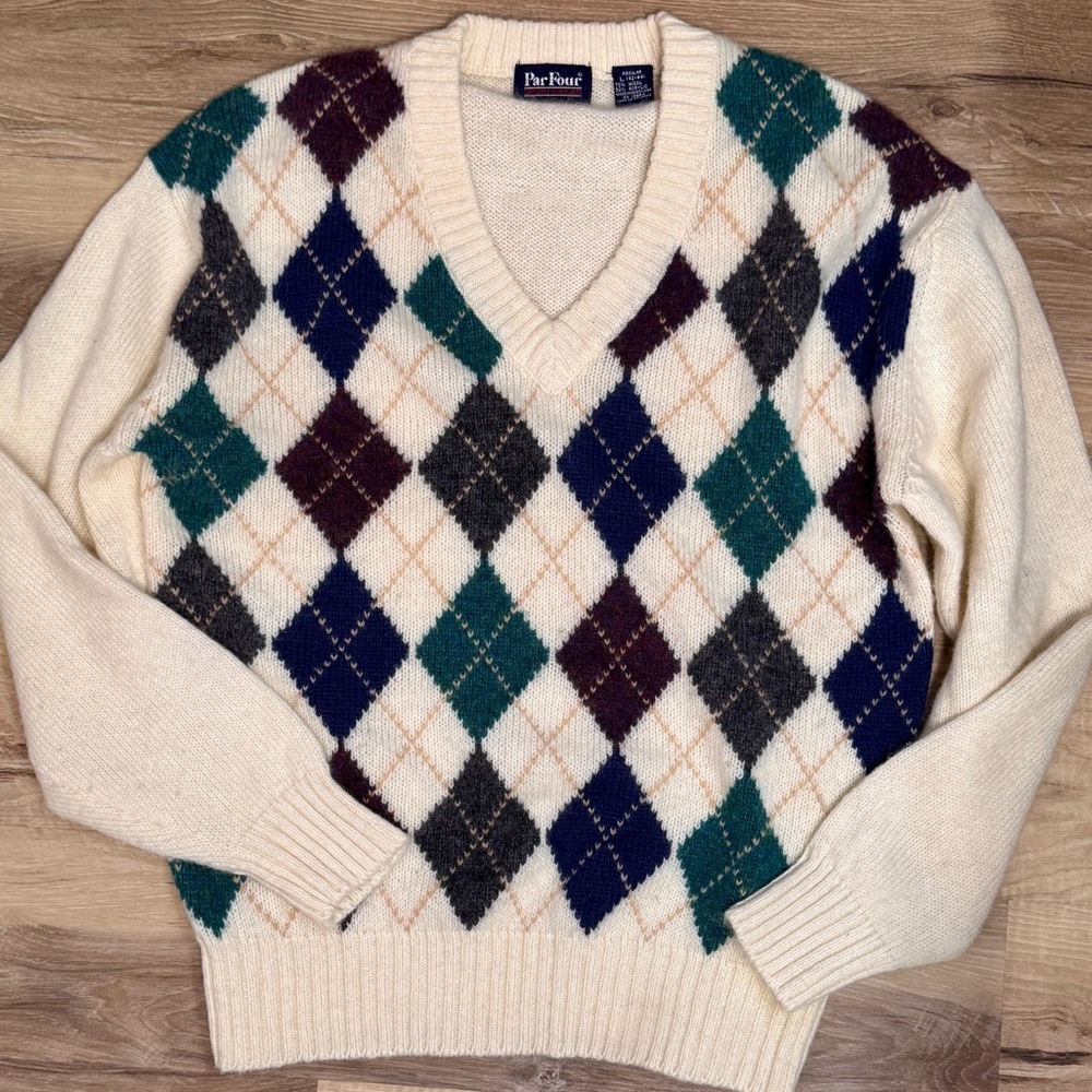 Par Four Vintage Wool Men's V-Neck Argyle Sweater - Cream, Green, Blue, Burgundy